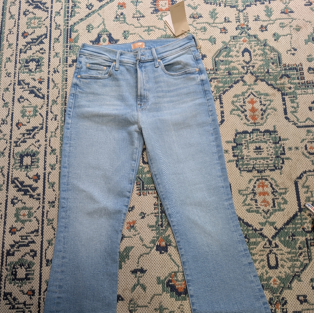 MOTHER Limited Edition Insider Crop